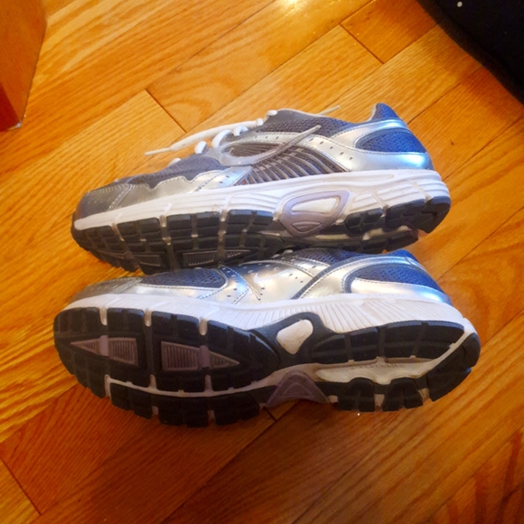 Women's Nike Running Shoes Size 9 - Picture 5 of 5